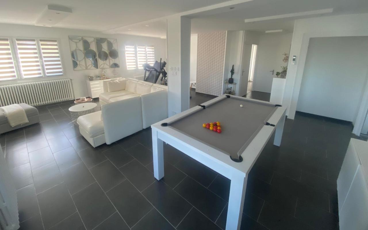 Chambre Dans Logement Partage Chez L Habitant Avec Piscine De 1 A 3 Chambres Grieges ภายนอก รูปภาพ