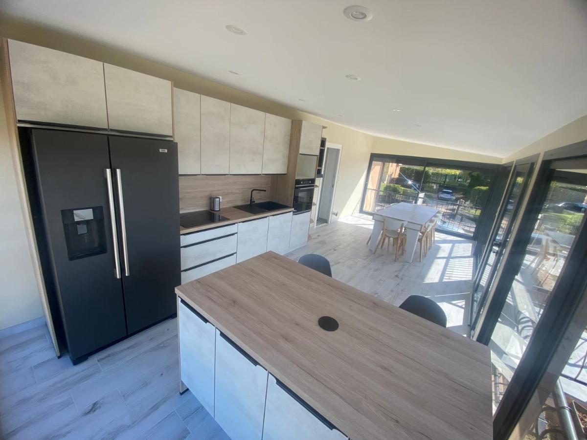 Chambre Dans Logement Partage Chez L Habitant Avec Piscine De 1 A 3 Chambres Grieges ภายนอก รูปภาพ