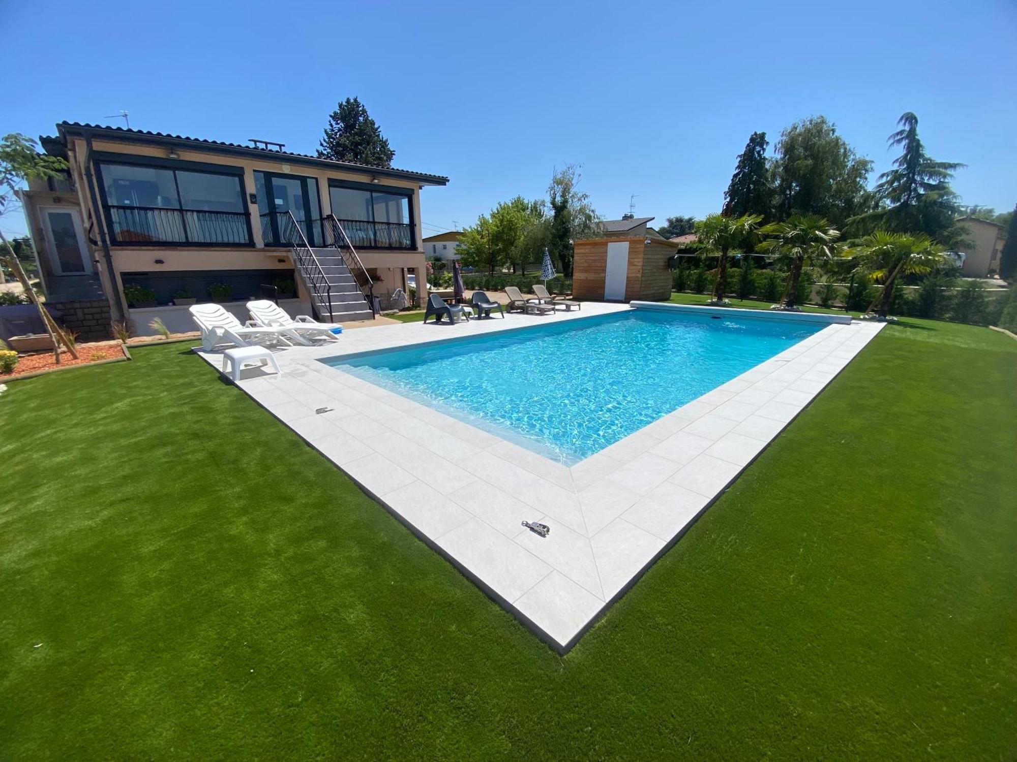 Chambre Dans Logement Partage Chez L Habitant Avec Piscine De 1 A 3 Chambres Grieges ภายนอก รูปภาพ