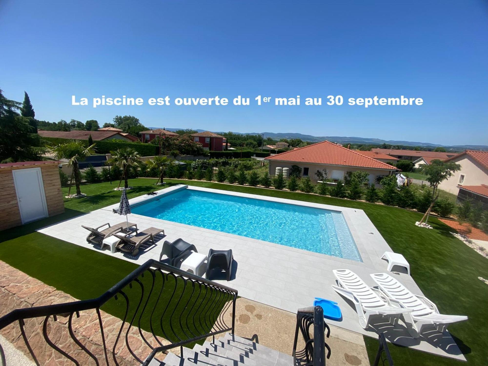 Chambre Dans Logement Partage Chez L Habitant Avec Piscine De 1 A 3 Chambres Grieges ภายนอก รูปภาพ